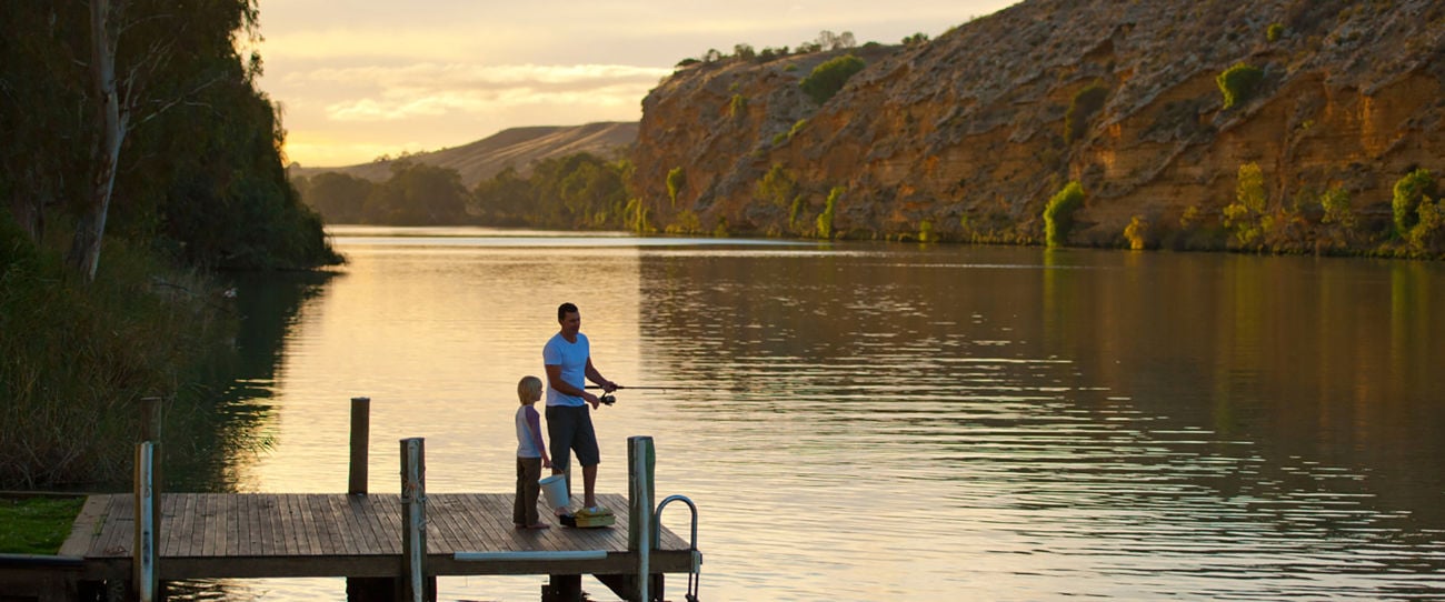 Fishing, Riverland